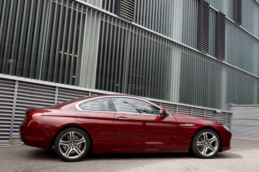  BMW 640i Coupe 2011 года  (фото 67 из 100)